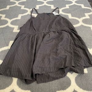 Cute pinstriped top!